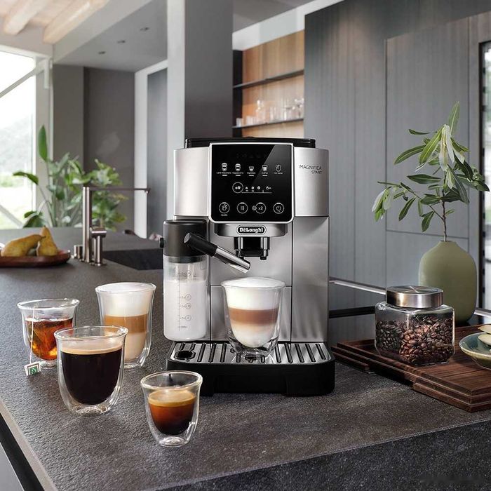 Кофемашина-кофеварка Delonghi низкие цены со склада гарантия 3 года!!!