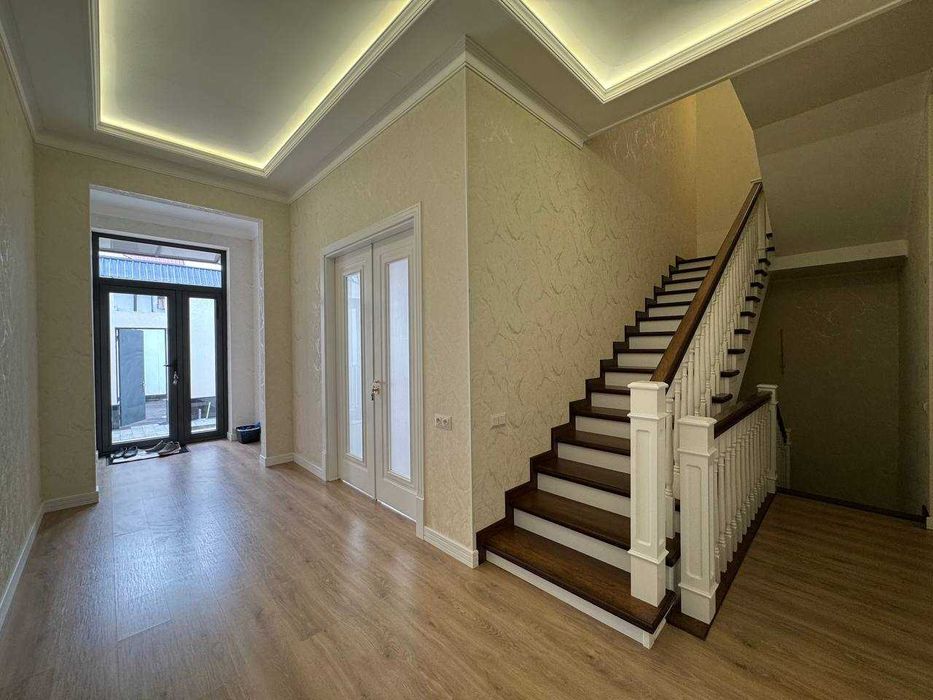 Продается Новый дом 203 м2, 1,5 сотки, Хасанбай (87648)