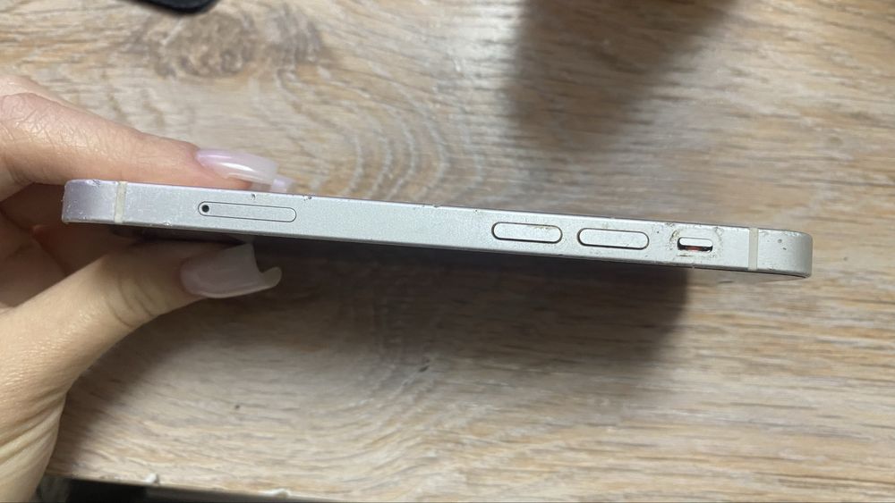 продам айфон 12 мини