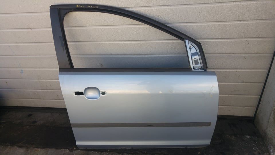 usa dreapta fata ford focus 2 2006