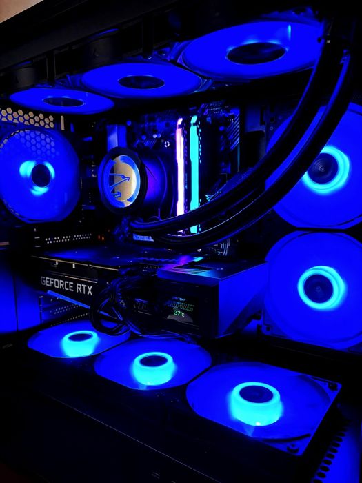 PC Gaming Ryzen 5700x / RTX 3060Ti Aorus Master / 16gb RAM Corsair Vengeance RGB 3600mhz / 700 FPS Cs2 Benchmark