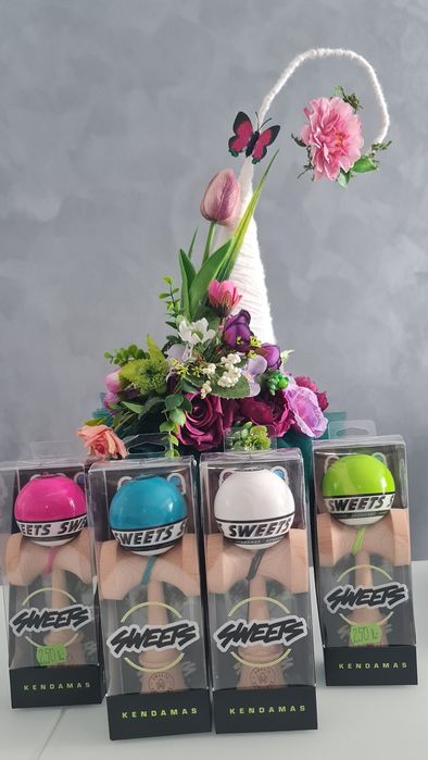 Kendama originala Sweets Starter sigilate