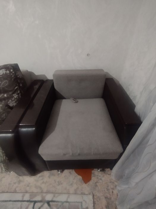 Продам диван СРОЧНО!