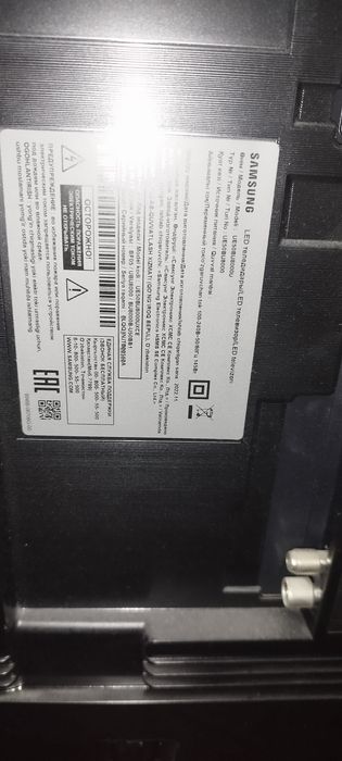 Продам телевизор Samsung на запчасти.