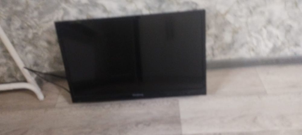 Телевизор Elenberg