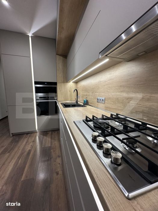 Penthouse de vanzare, 137 mp, zona Unirii