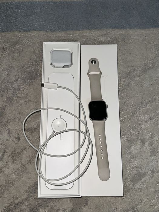 Продается apple watch 6серия