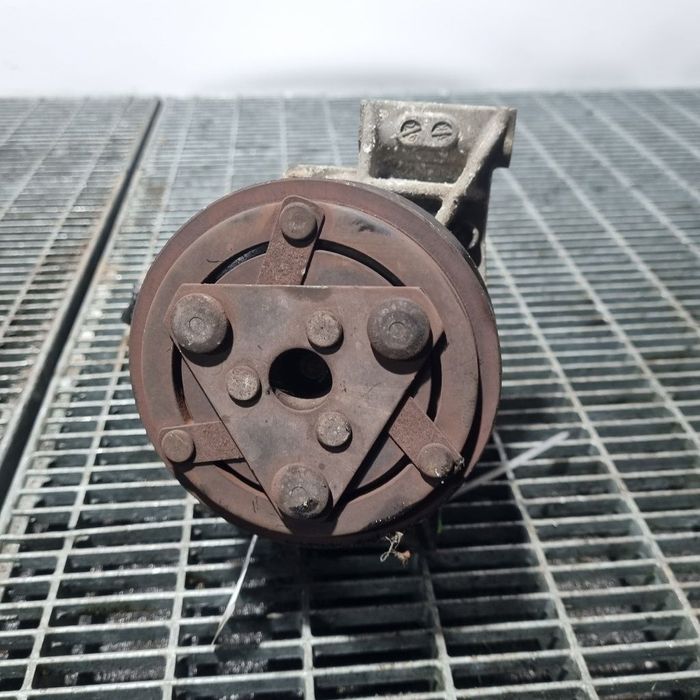 Compresor clima Nissan Juke 1.6 B 2010 - 2014 117CP HR16DE (1451) Benzina 926001ka1b