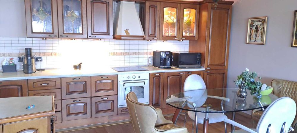 Под наем 2 стаен апартамент в кв. Бриз, Варна