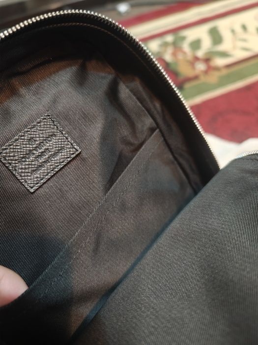 Louis Vuitton Sling bag