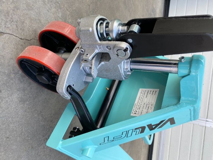 Transpaleta (liza) manuala 3000 kg VL-TMR 30 VALLIFT- Premium