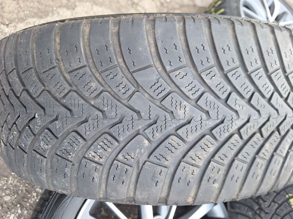 Тойота-17цола-5/114,3-с датчици-оригиналн