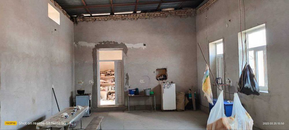 Savdo va ishlab chiqarish bino (jihozlarsiz)