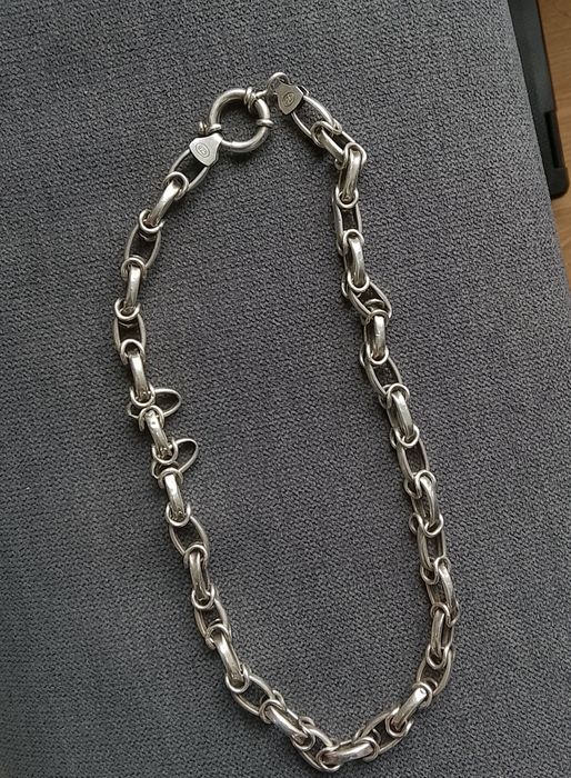 Сребърно Колие  .