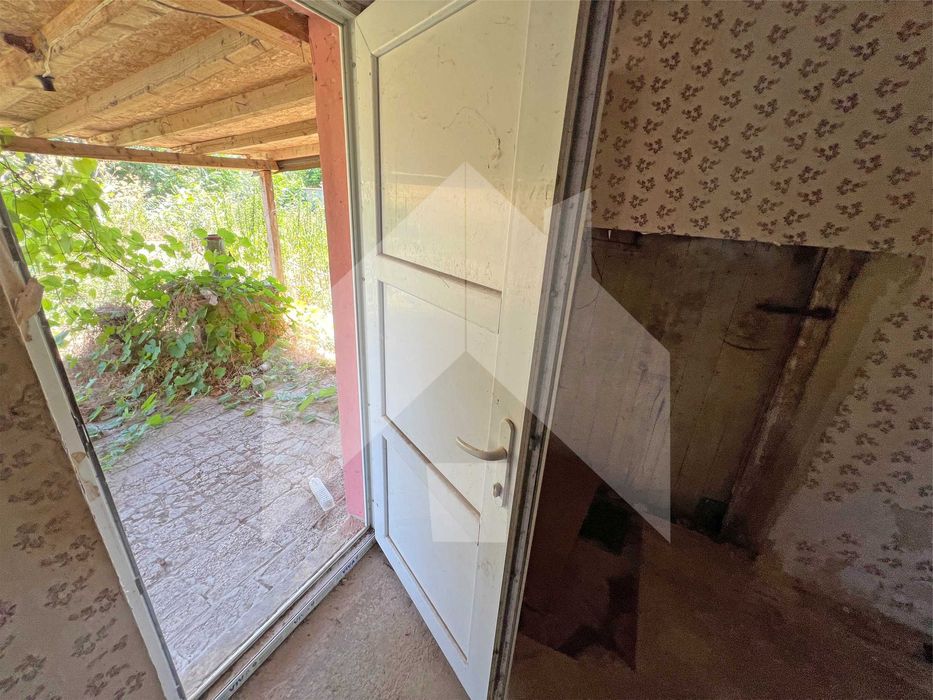 Продава се Къща в с. Белоградец, Област Варна - 90 кв.м за 245 €/кв.м - Снимка #9