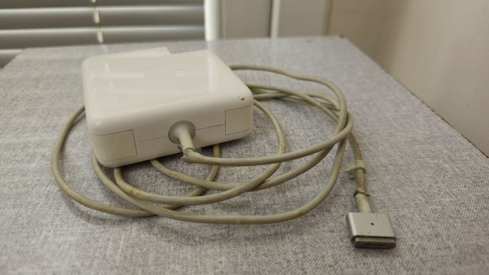 Оригално зарядно за Apple Macbook - MagSafe 2 85W А1424
