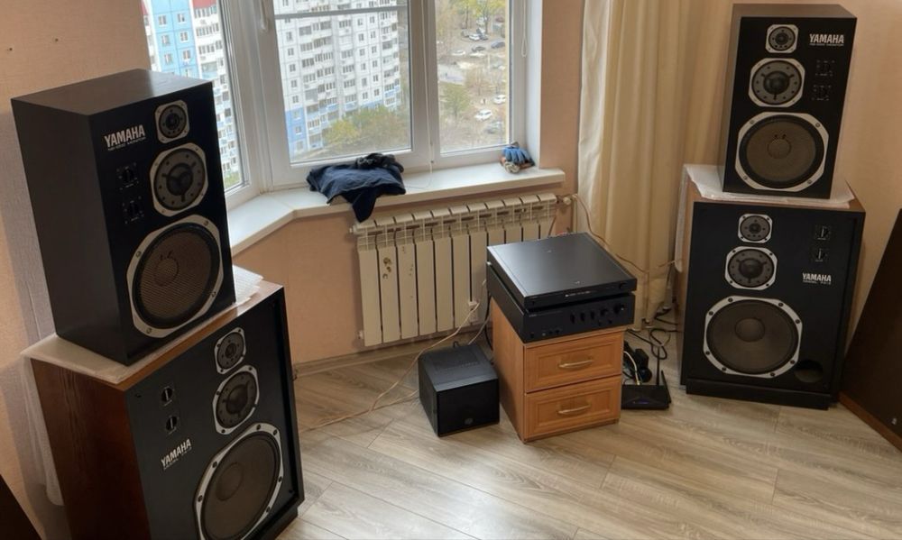 Акустика Yamaha FX-3