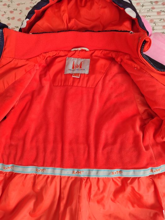 Осенняя утепленная куртка на девочку