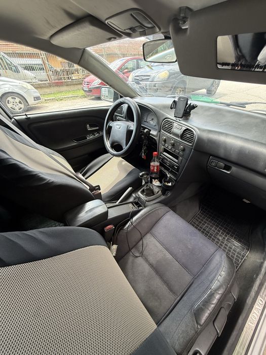 Volvo s40 1.9 2001г