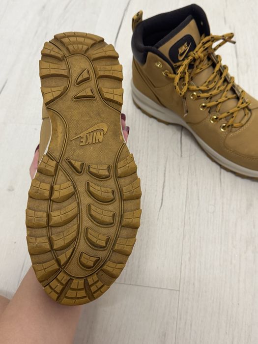 Nike MANOA leather