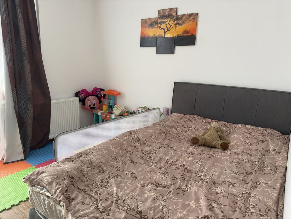 Inchiriez apartament 3 camere