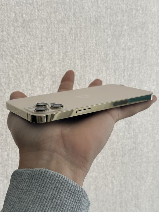 Iphone 12 Pro Max 256GB в отличном состоянии!