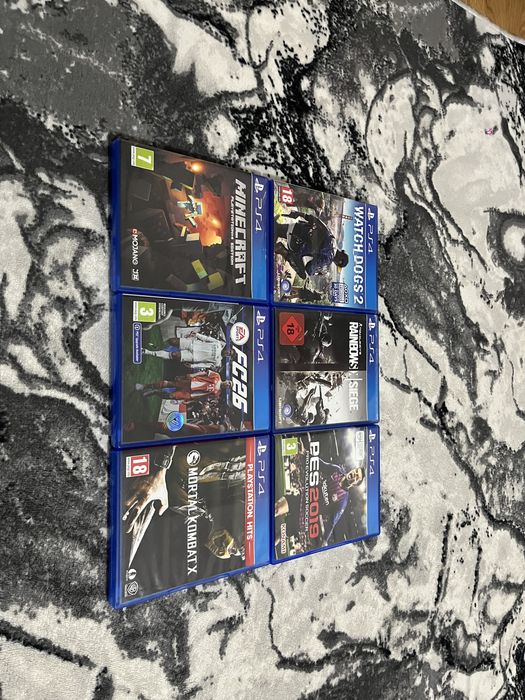 PlayStation 4 slim 1 TB