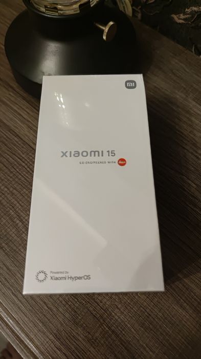 Xiaomi 15. 12/512