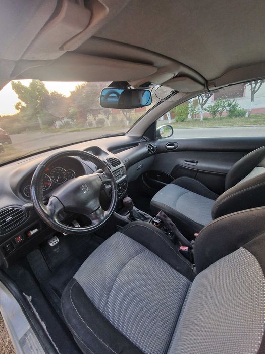 Peugeot 206 CC Decapotabilă