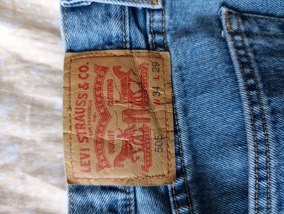 Джинсы levis 505