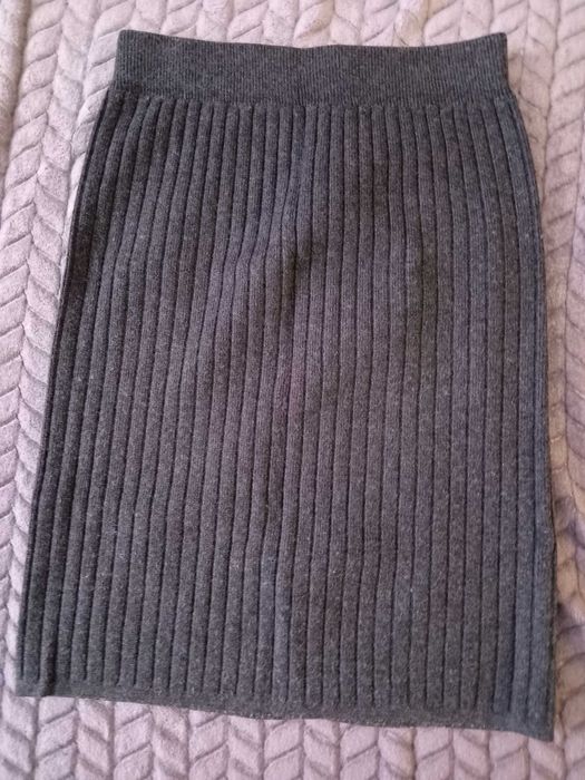 Отдам бесплатно вещи