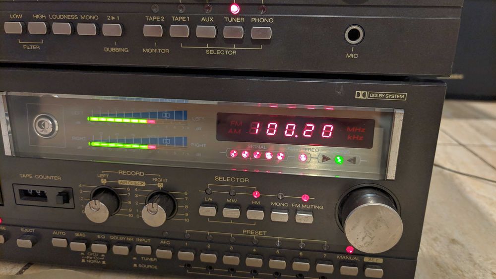 Linie Sharp mare, deosebita, cu test video. Cititi