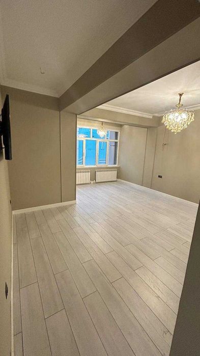 ул.Айбек МЦ ШОХ ЖК Каратстрой 4-комн 6/9 160 м² 2 с/у евроремонт