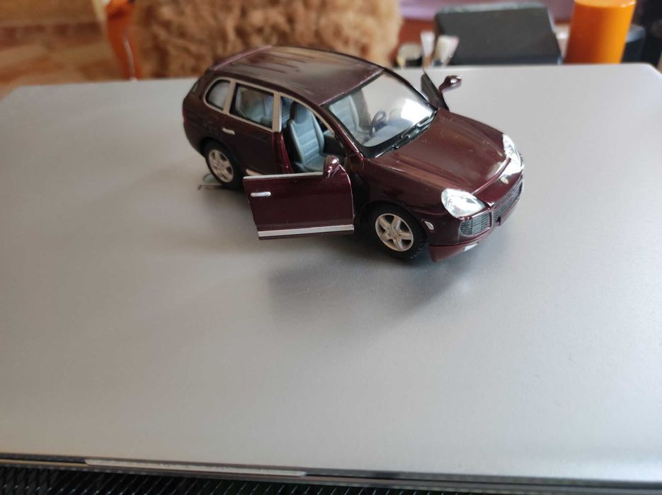 Метална количка Порше Кайен