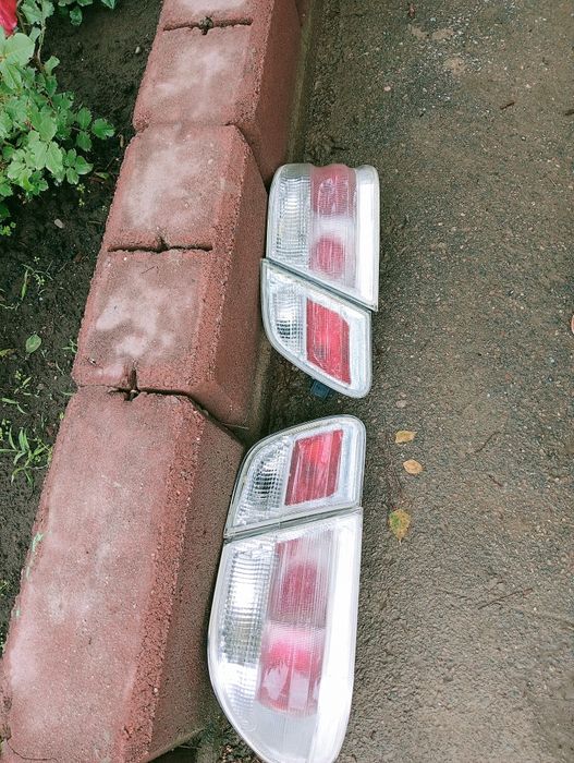 Задние фары на Мерседес е210