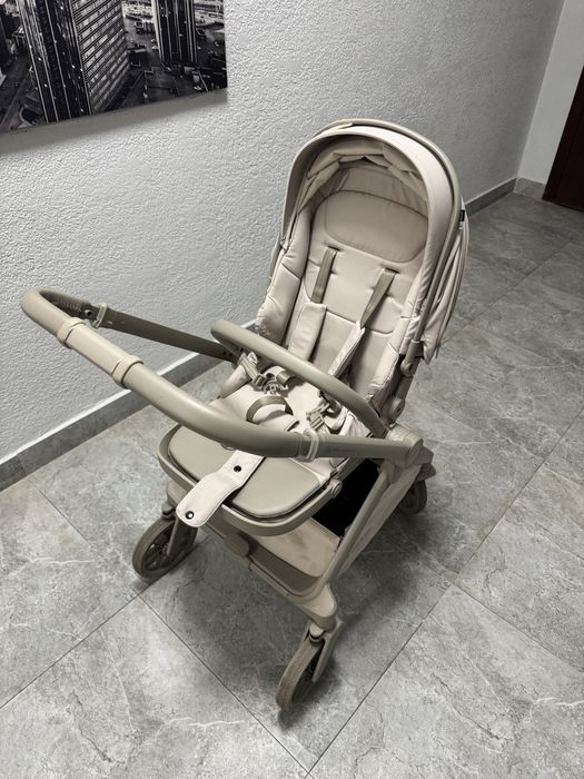 Продается прогулочная коляска kidilo