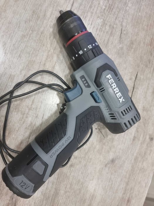 Винтоверт ,12V компактен