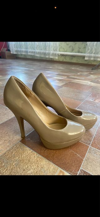 Продам туфли 38р
