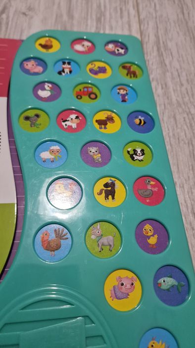 Animalele de la ferma 3+ carte muzicala