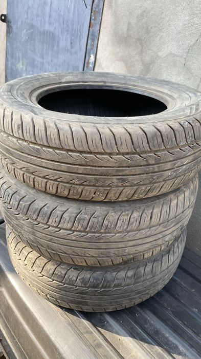 Авто шины б/у 3шт.