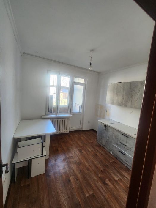 1 комнатная кв долгосрочно. 7 мкр  Коктем, за драм театром