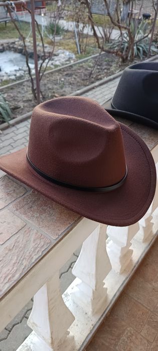 Pălării cowboi noi