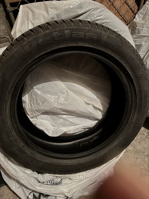 Продавам почти НОВИ 4 бр. зимни гуми PETLAS SNOWMASTER 2 SPORT 235/50 R19 103V XL – DOT 3025