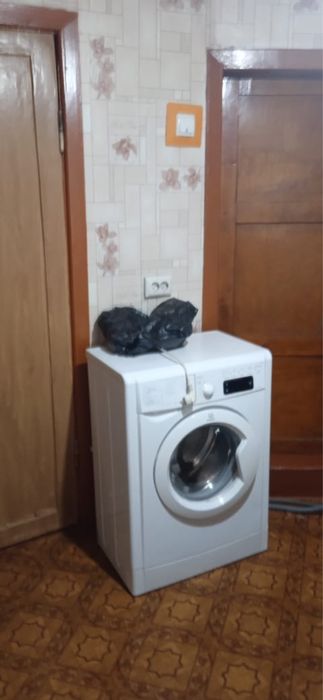 Сдается пол дома с хозяйкой