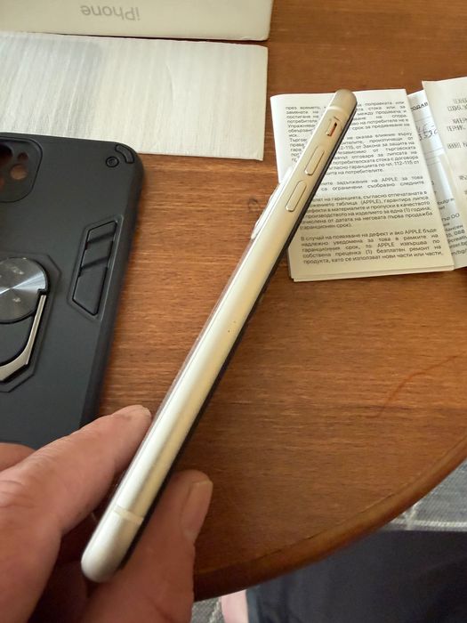 iPhone 11 64gb като нов