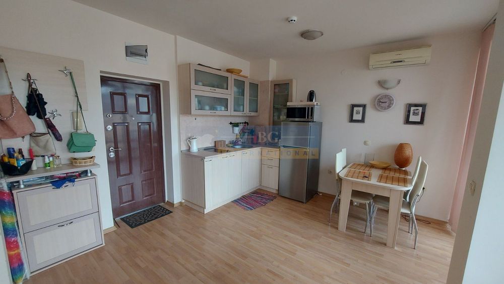 Продава се Двустаен апартамент в к.к. Слънчев бряг - 52 кв.м за 687 €/кв.м - Снимка #4