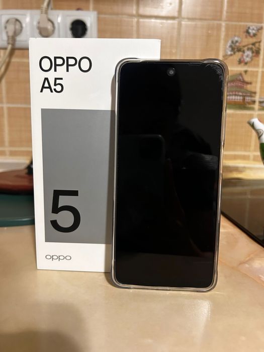 Продам телефон новый