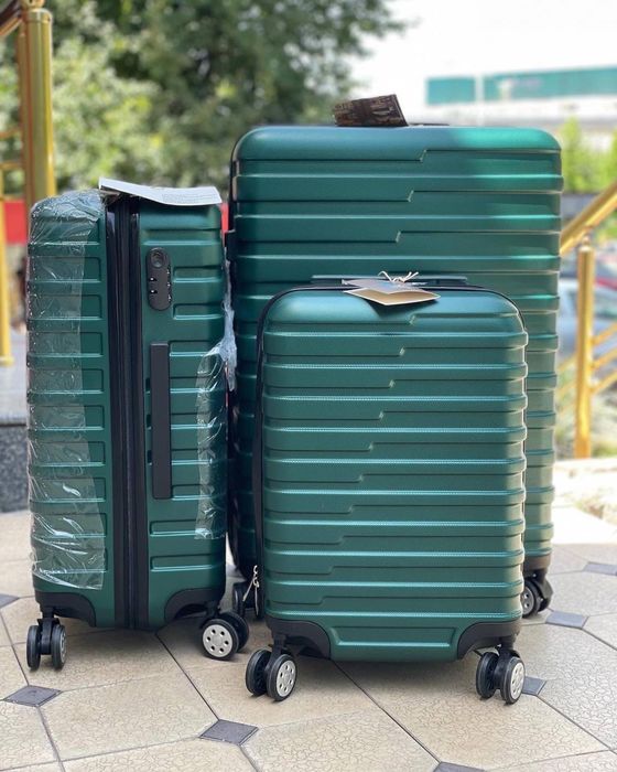 Чемоданы из ABS пластика (противоударные)