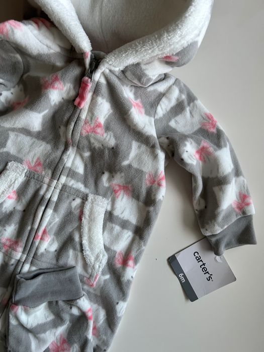 Два нови ромпърa Carters 6 & 12месеца