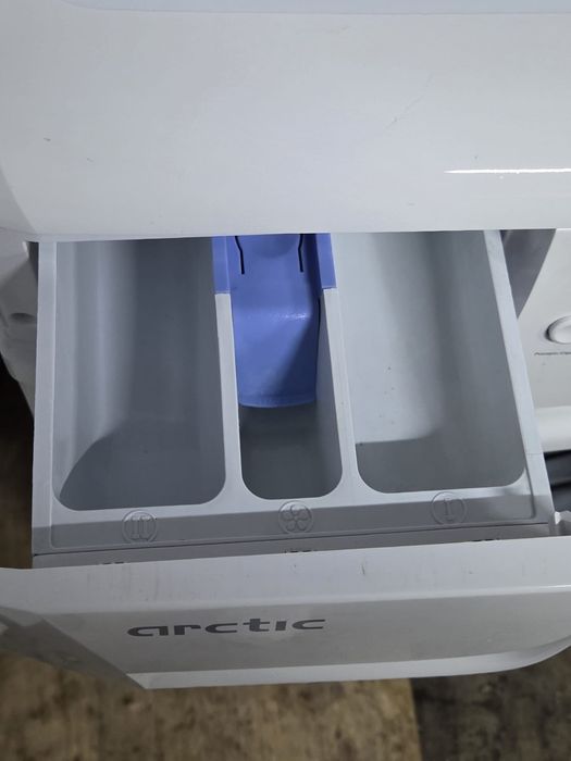 Masina de spalat arctic 5kg 800 rotații pe minut